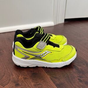 Saucony Kids' Neon Yellow/Lime Grern and Black Sneakers Shoes, Toddler size 9